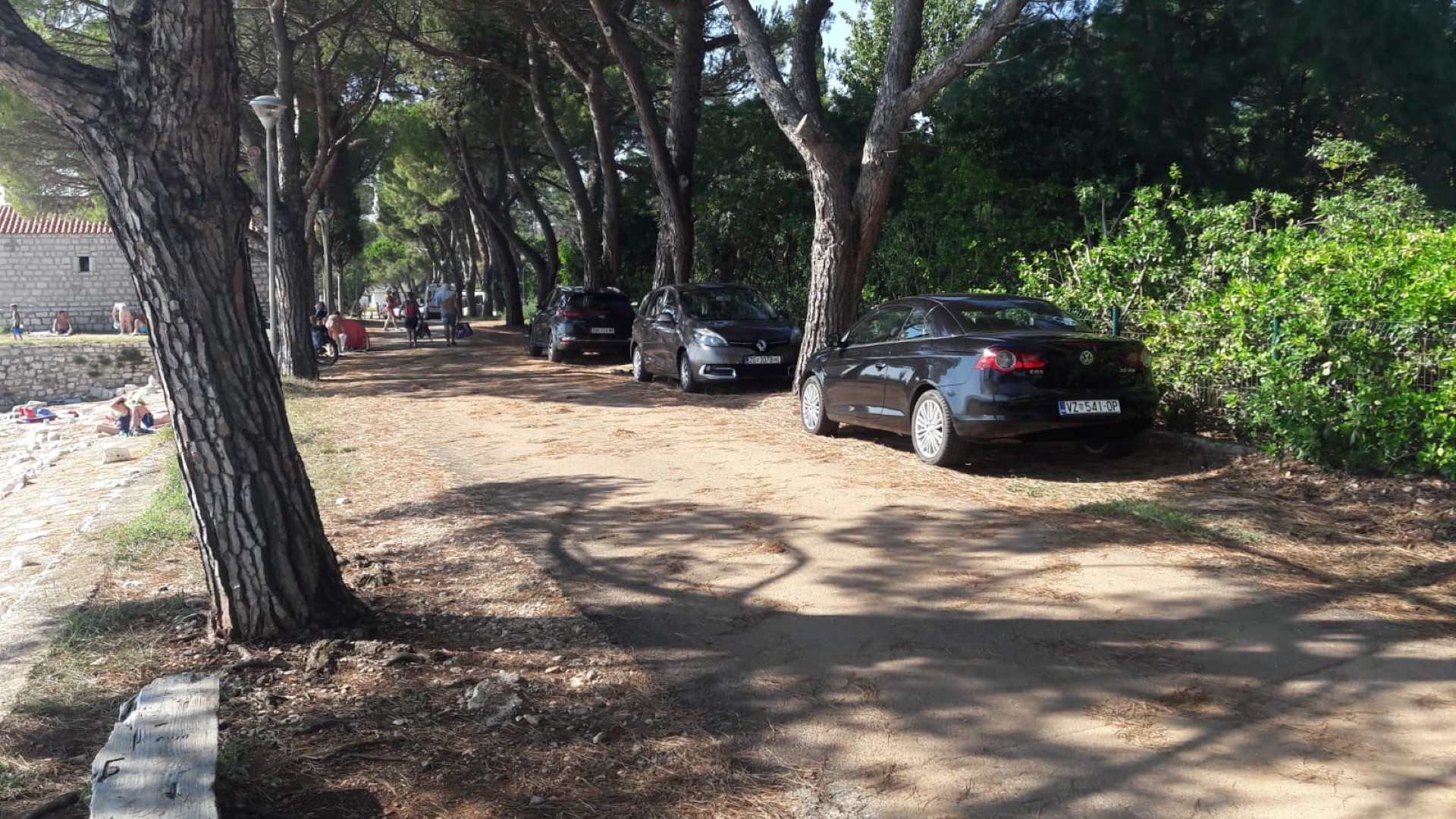 Grad Umag i gradska tvrtka Komunela - savršena (ne)usklađenost